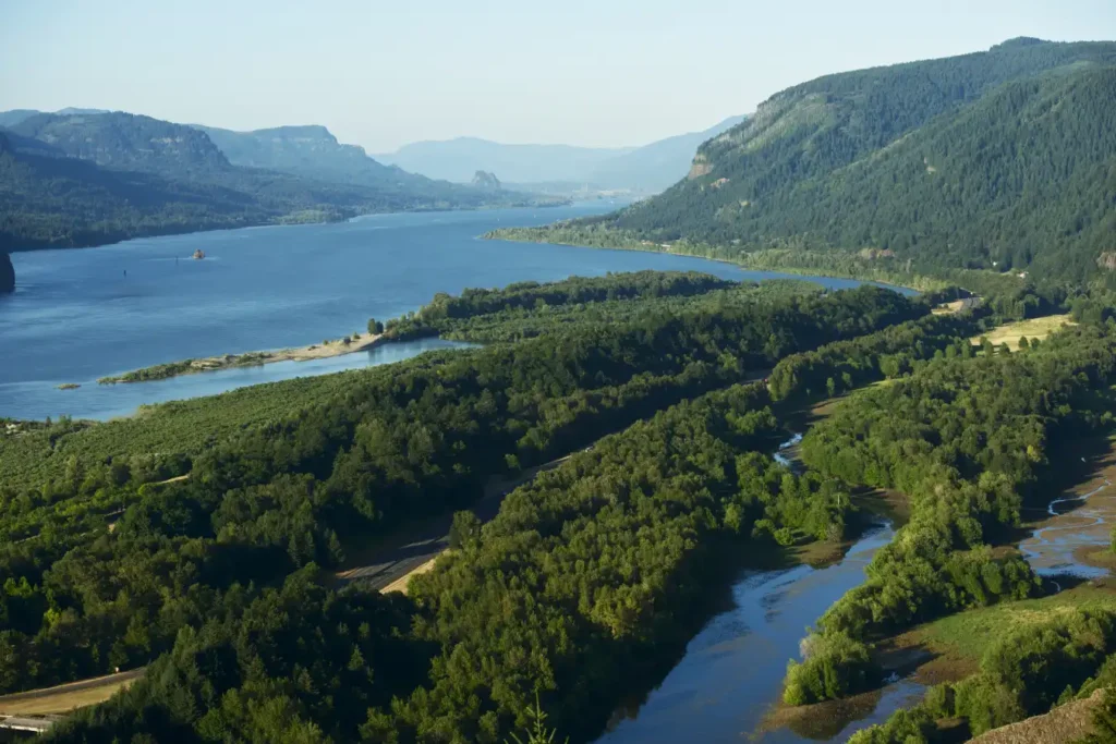 Advanced pilot training flight through the Columbia River Gorge in the Pacific Northwest