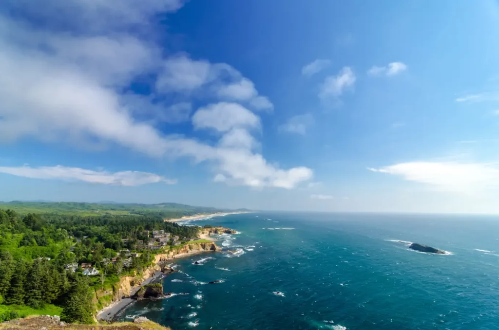 Scenic Oregon Coast flying adventure during advanced cross country pilot training
